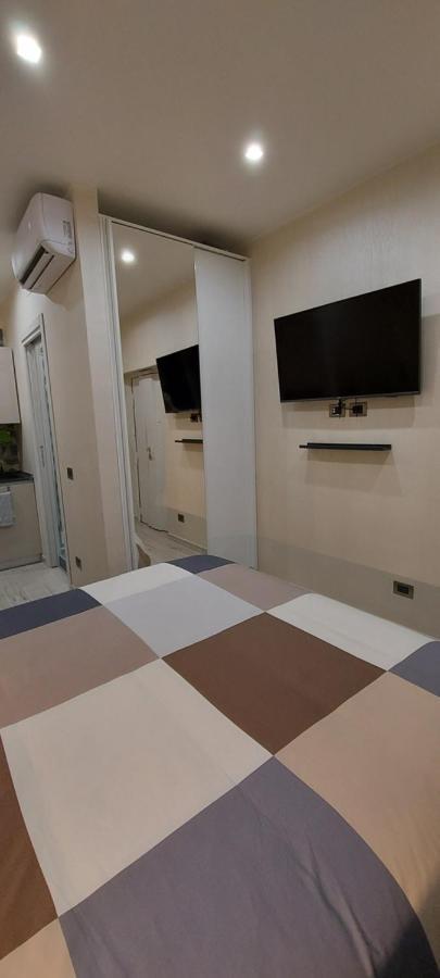 Plaza Mini House Daire Napoli Dış mekan fotoğraf